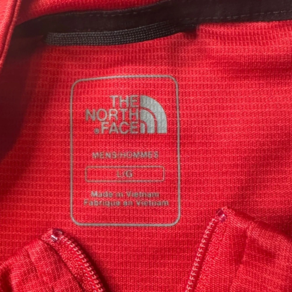The North Face Pullover Mens LG Red VaporWick Quarter Zip Performance Hiking Top